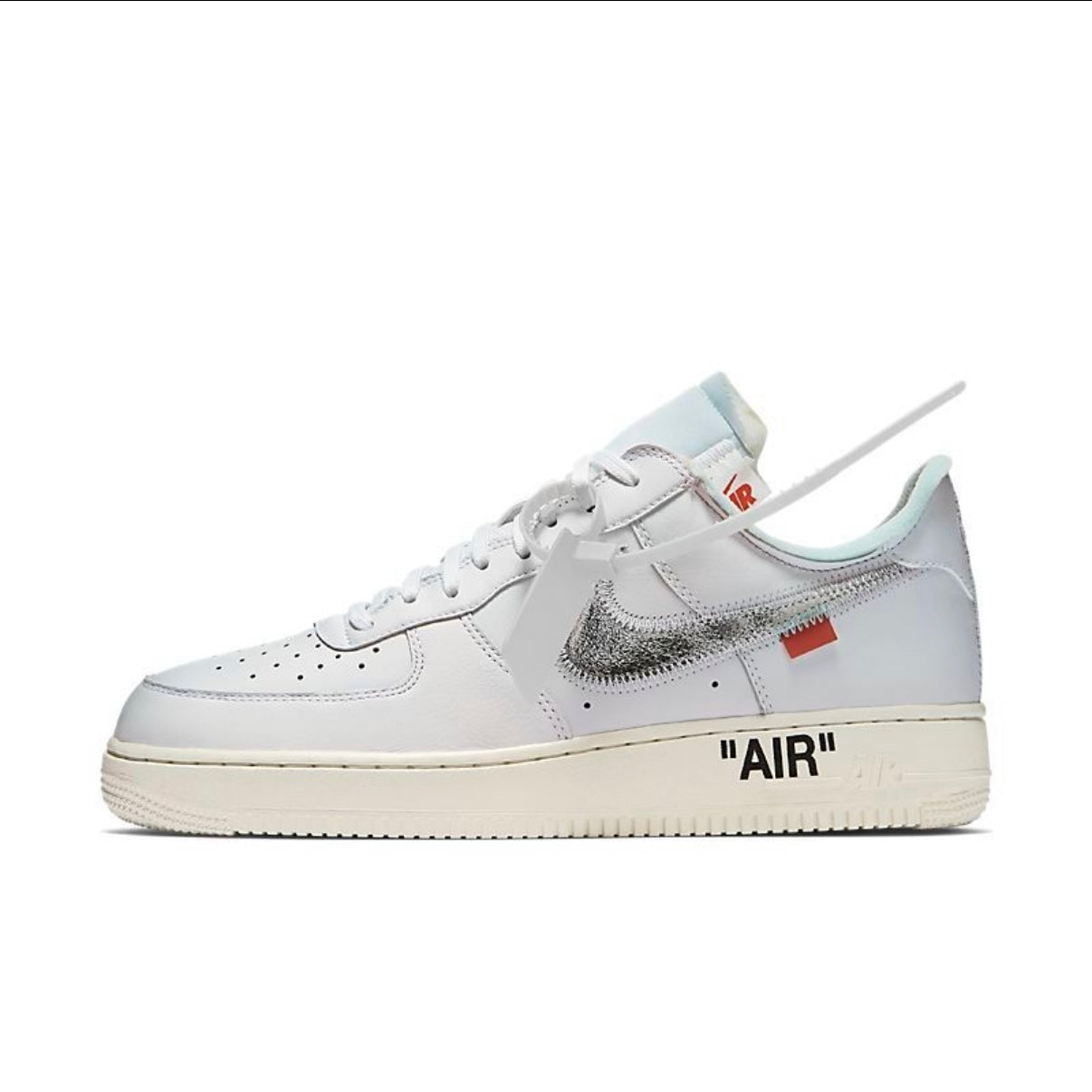 Off- White x Nike Air force 1 Low MCA University blue.